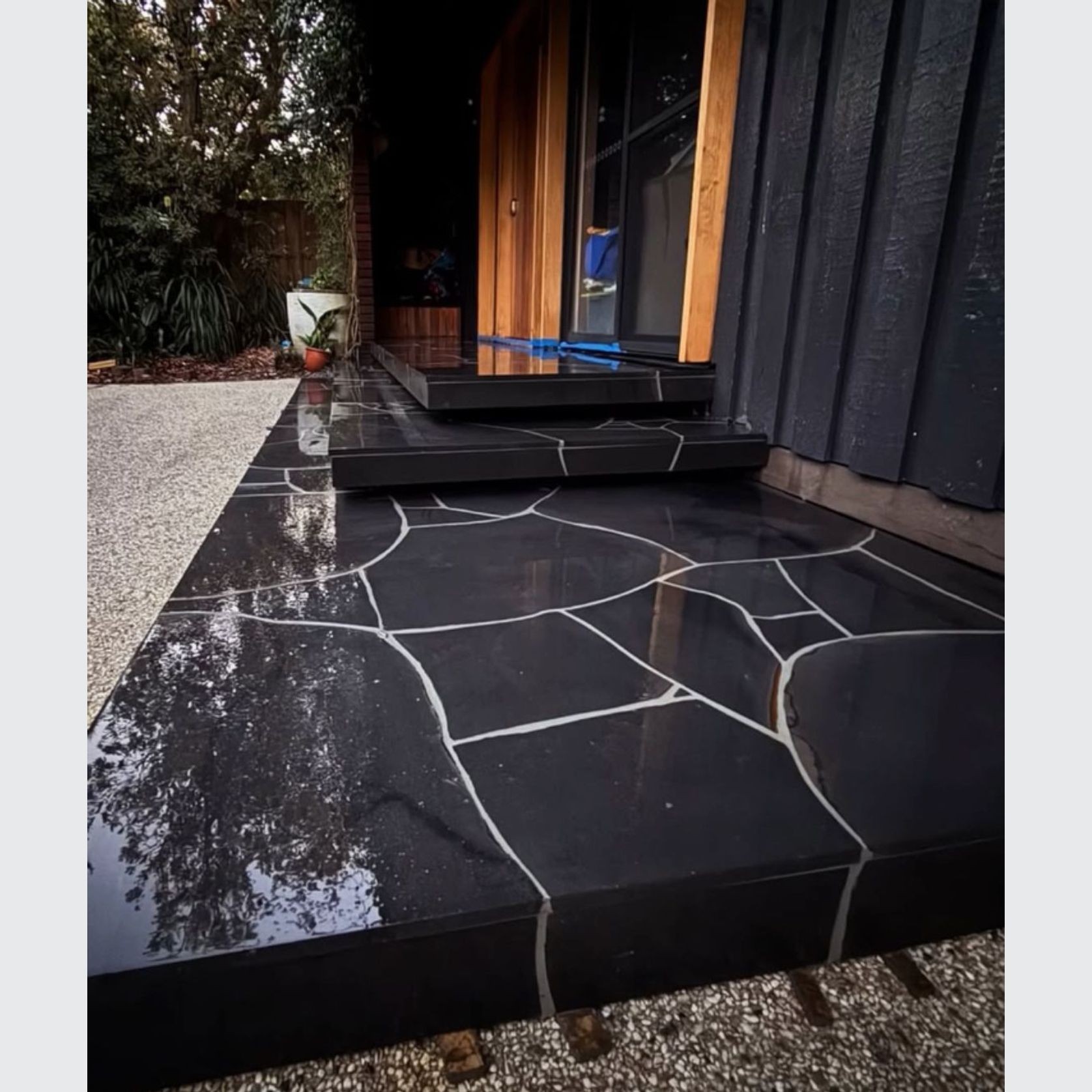 Bluestone Crazy Paving - Large Sizing gallery detail image