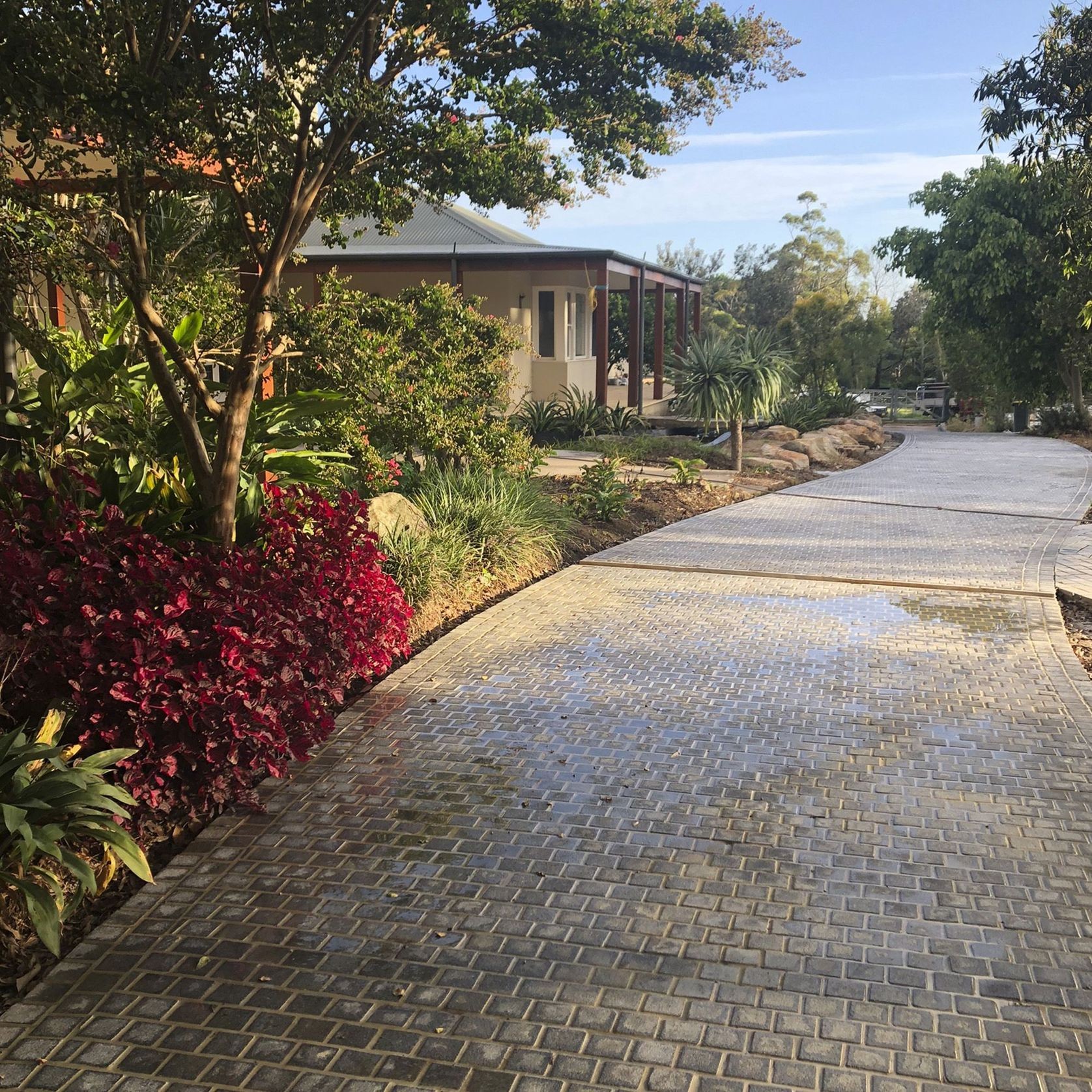 Silhouette Grey Granite Cobblestones gallery detail image