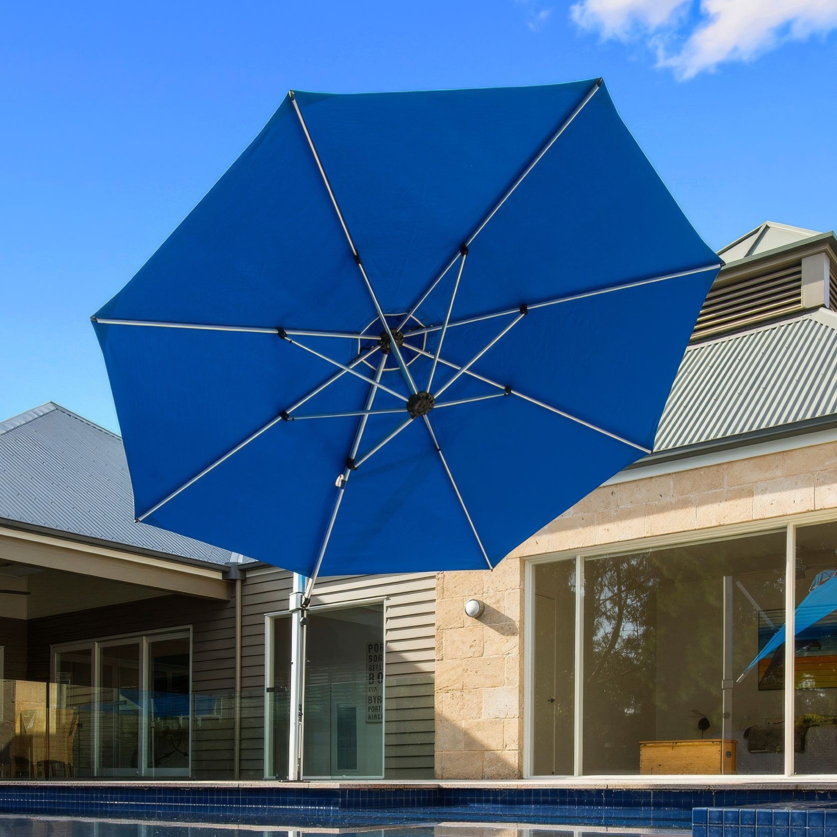 Aurora Cantilever Umbrella gallery detail image