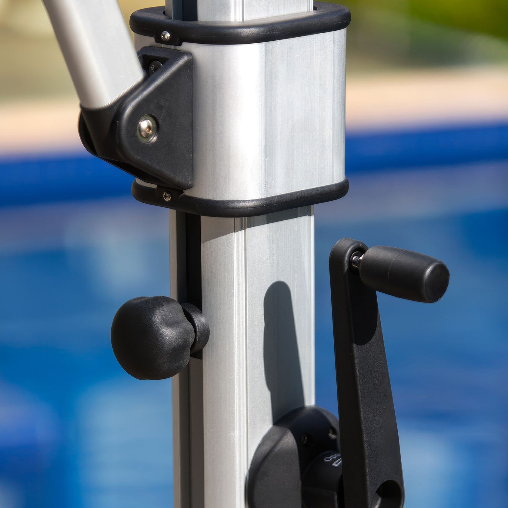 Aurora Cantilever Umbrella gallery detail image