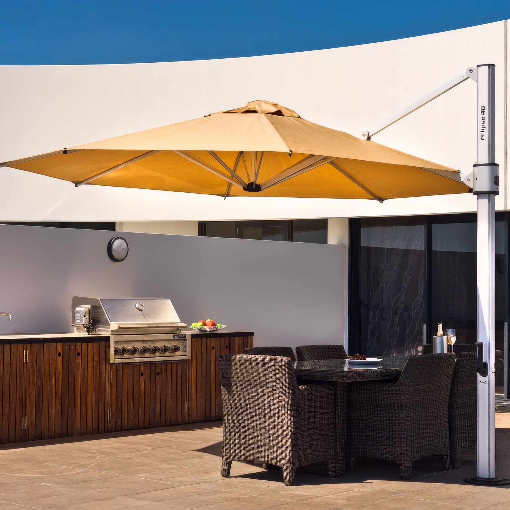 Eclipse Cantilever Umbrella gallery detail image