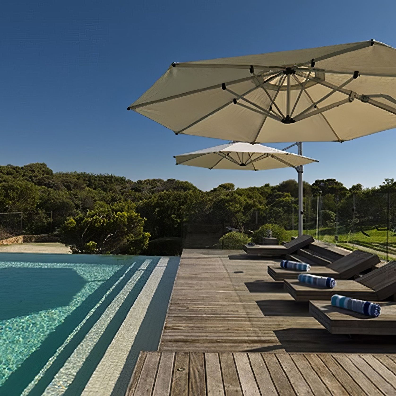 Riviera Cantilever Umbrellas gallery detail image