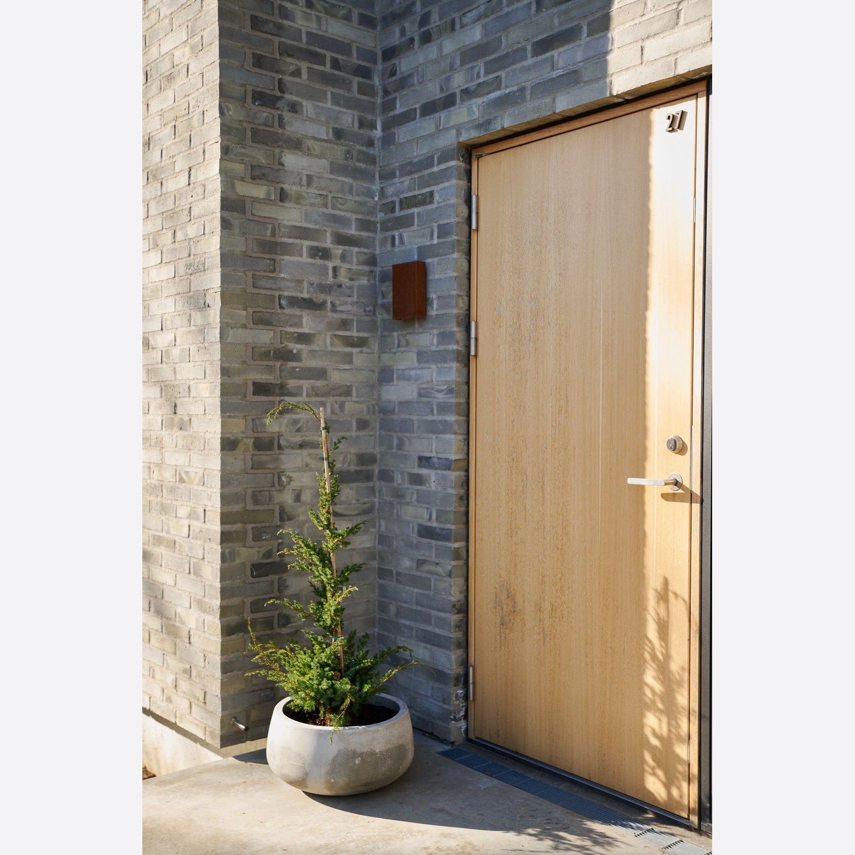 Fold 15 Outdoor Wall Light gallery detail image