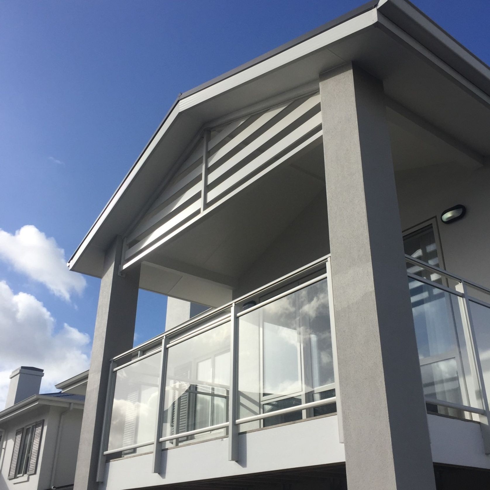 Louvrelite® Gable Sun Shade gallery detail image