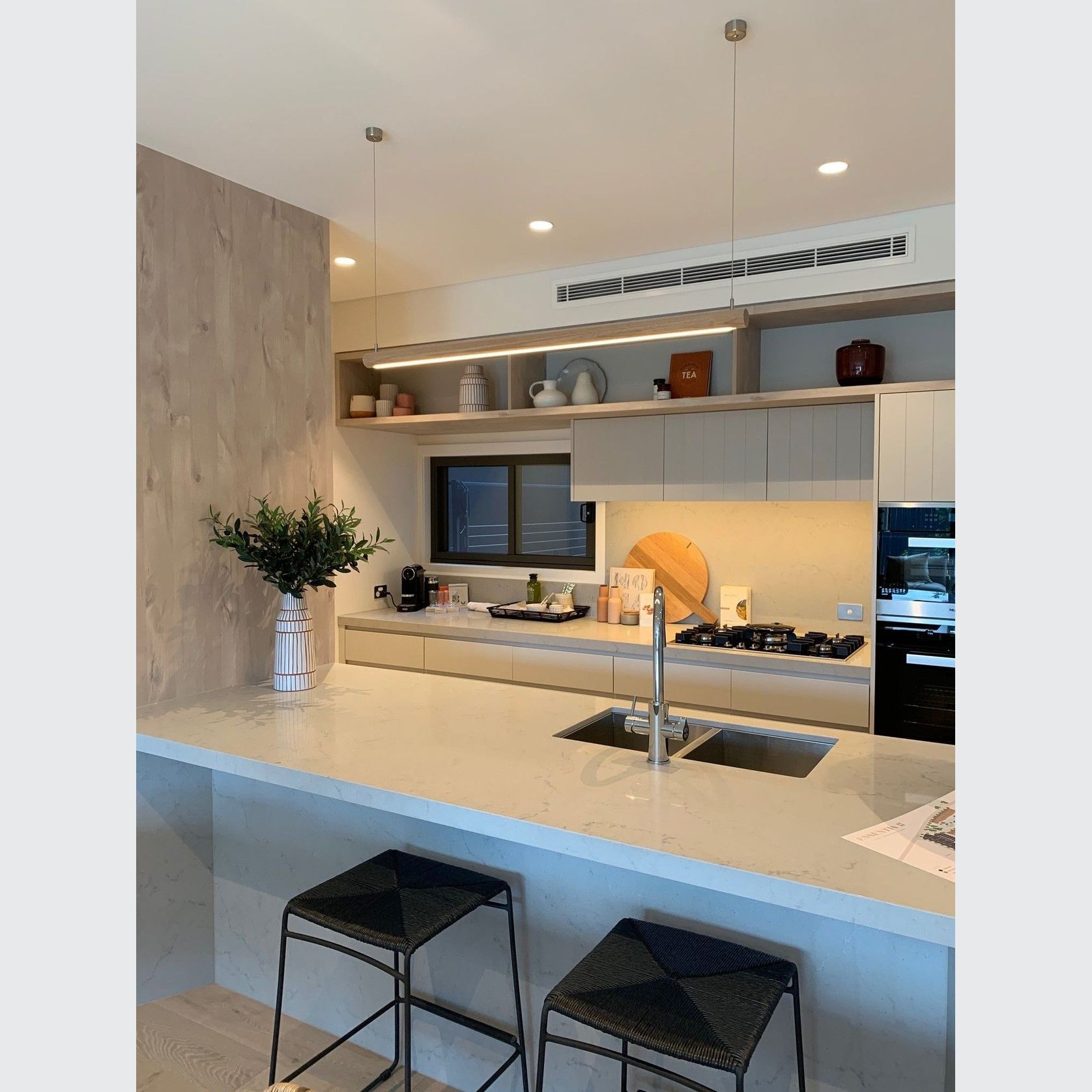 Tassie Round Pendant gallery detail image