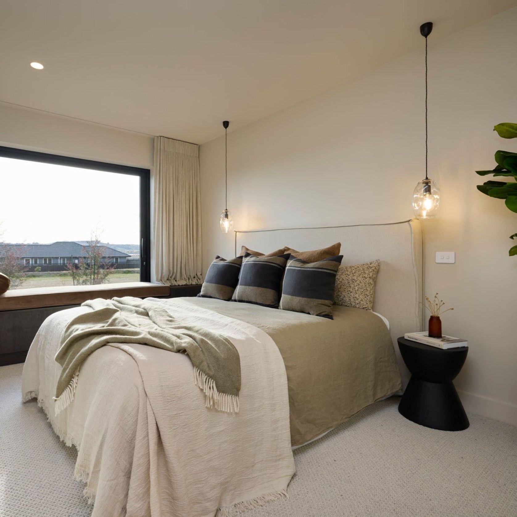 Organic Pendant Light gallery detail image