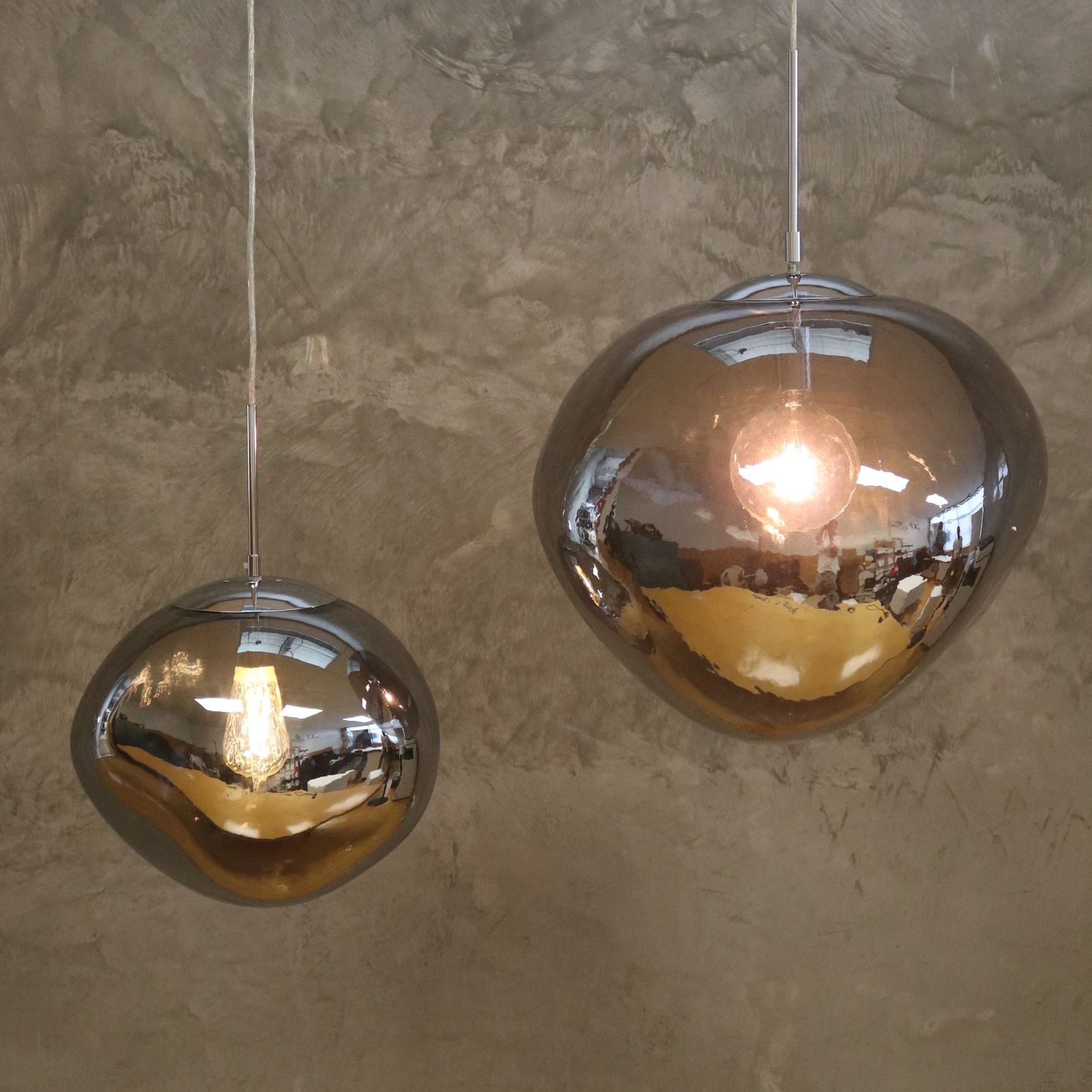 Smelten Smoke gallery detail image