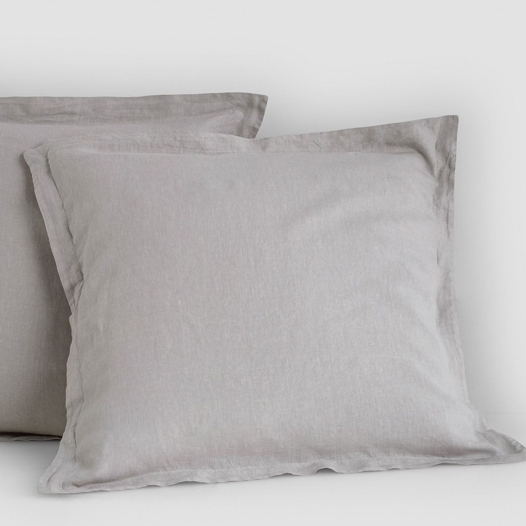 Belgian Linen Standard Pillow Cases (no flange) gallery detail image