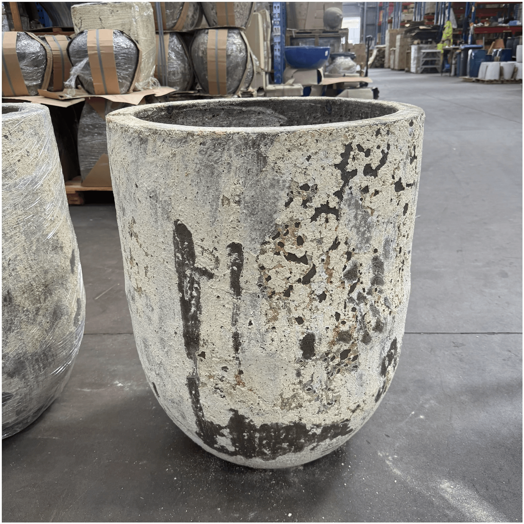 Atlantis - U Planter gallery detail image