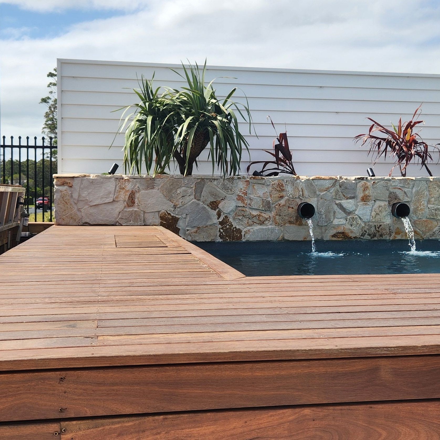 Power Lid Frame by Aussie UnderCover gallery detail image