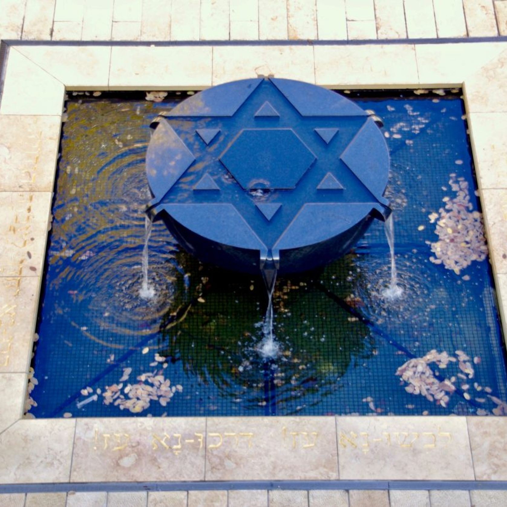 Custom-tailored Fountains gallery detail image