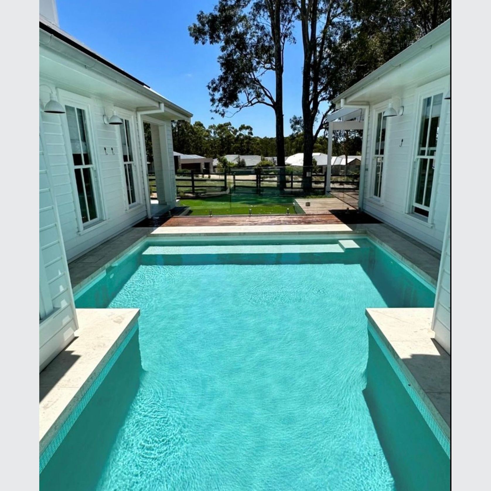 JEWELS 4 POOLS Original | Pearl gallery detail image