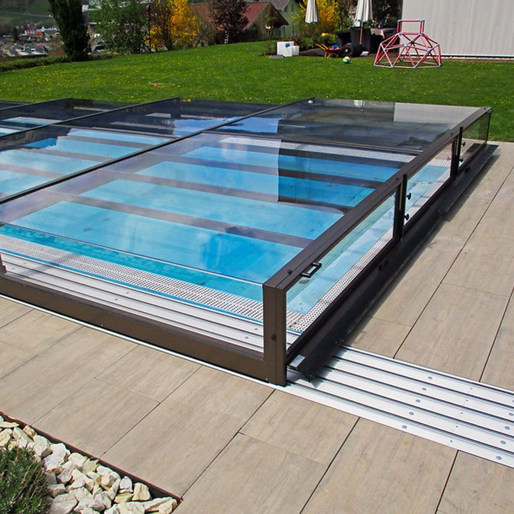 Terra R Pool Enclosure gallery detail image