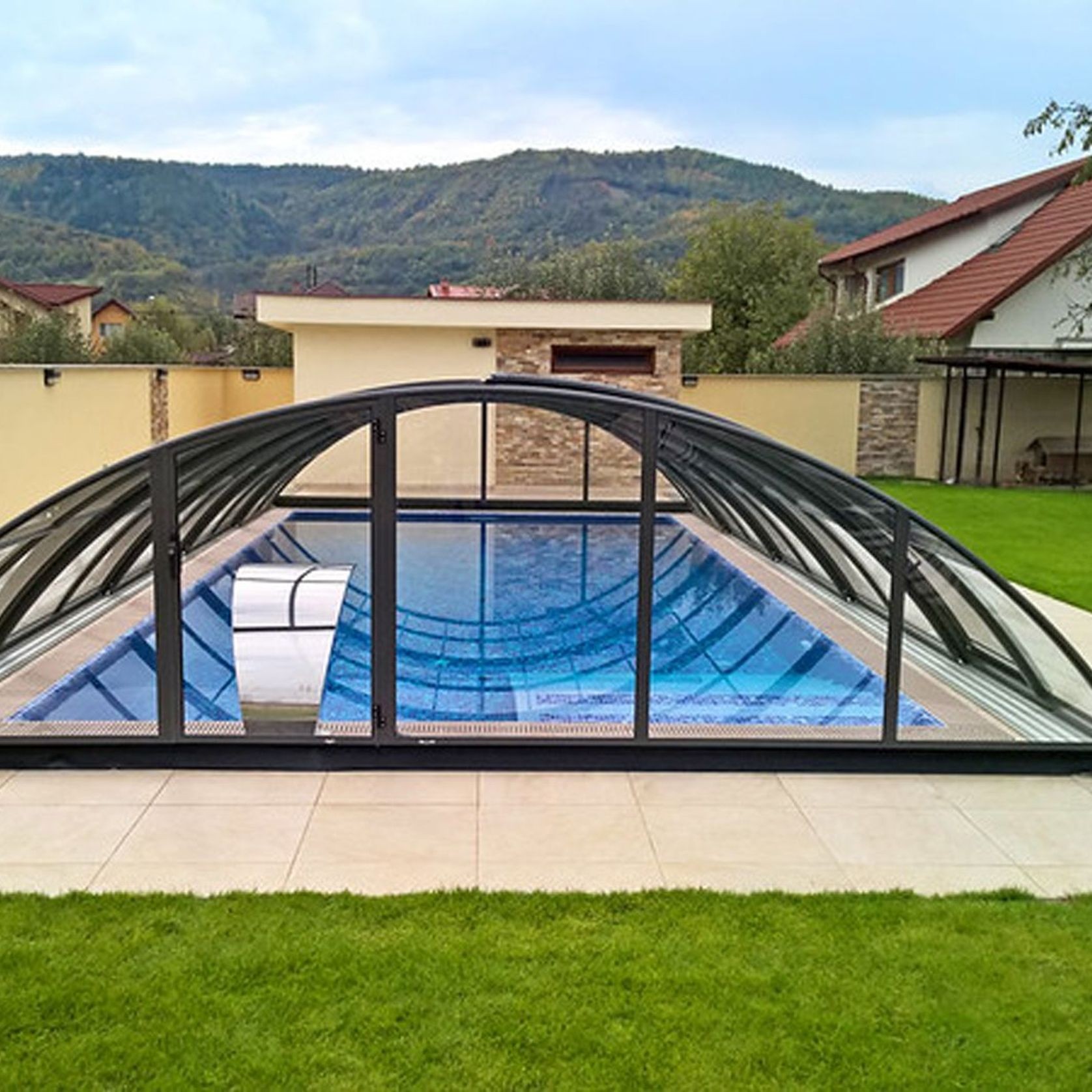 Azure – Set Size Pool Enclosure gallery detail image