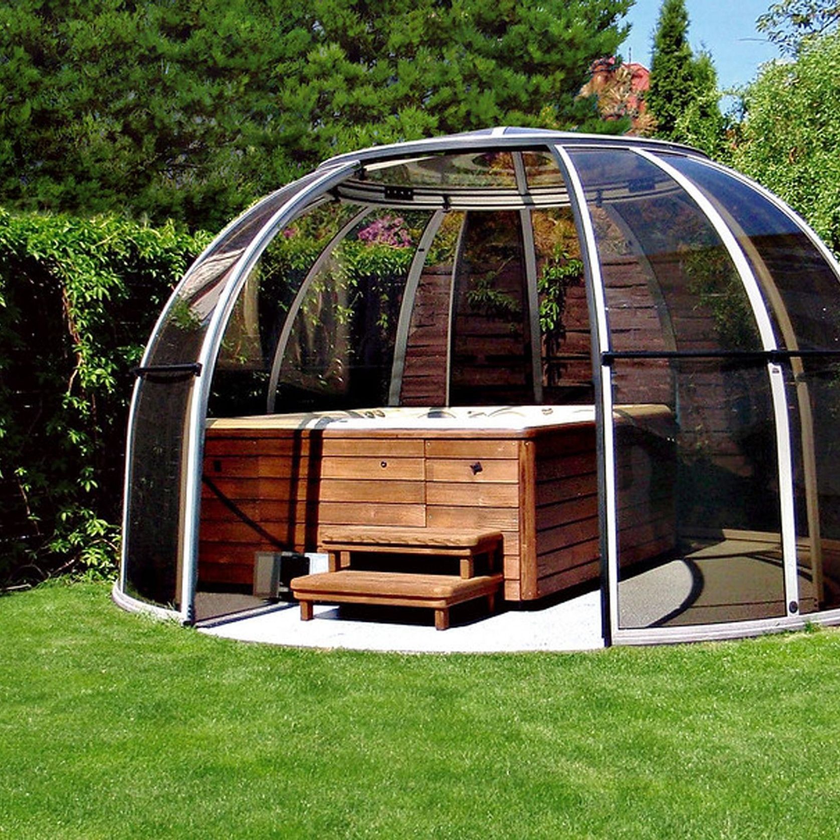 Orlando Poor Enclosure gallery detail image