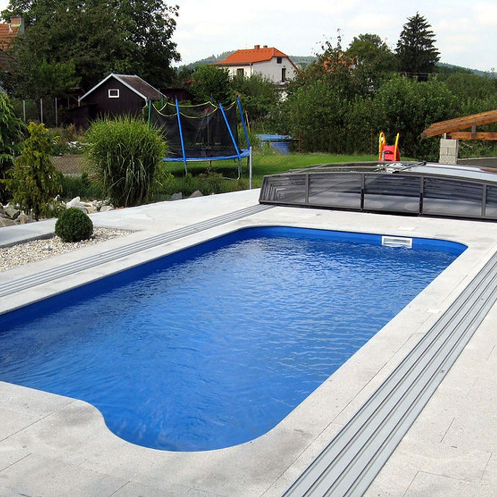 Corona Pool Enclosure gallery detail image