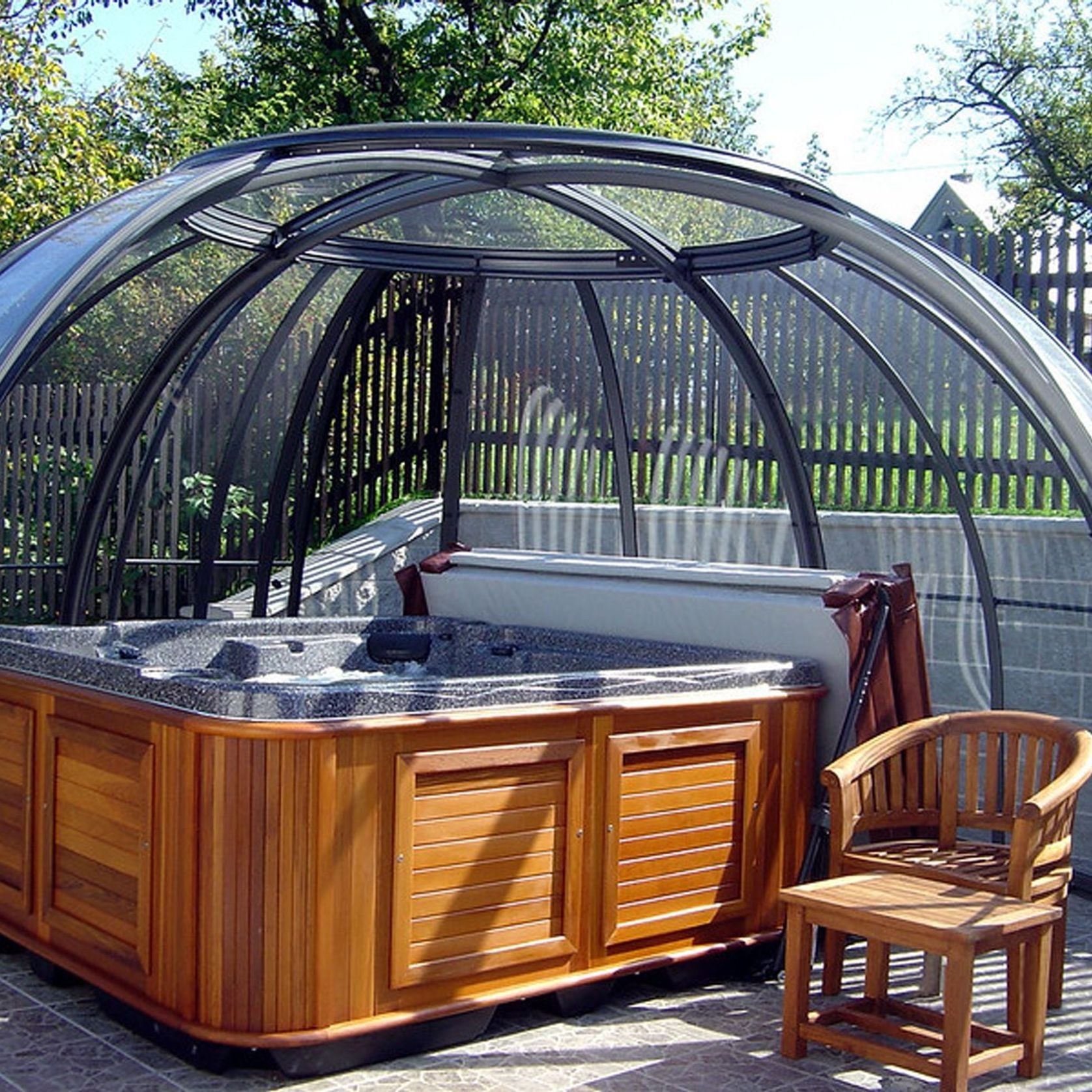 Orlando Poor Enclosure gallery detail image