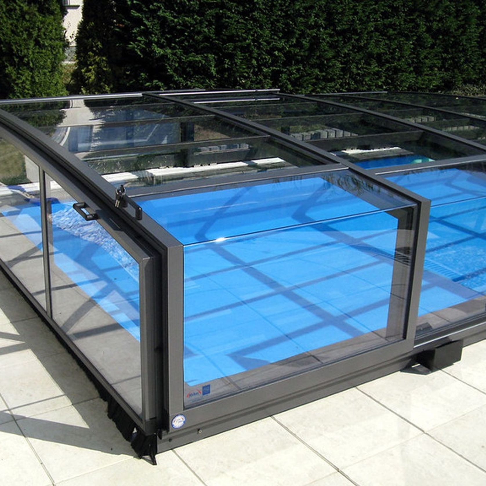 Viva Pool Enclosure gallery detail image