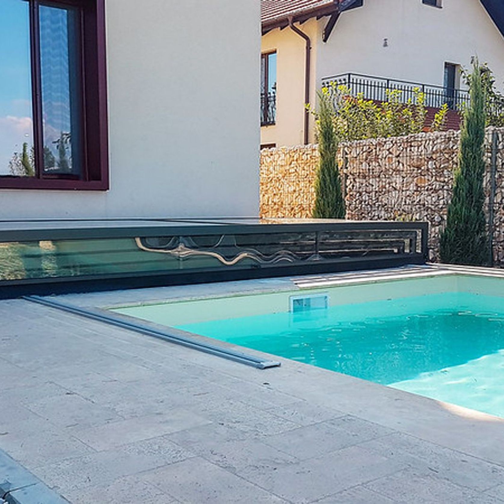 Champion Pool Enclosure gallery detail image