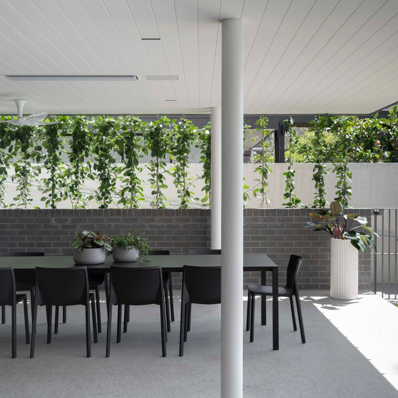 Hibernate 87 Degrees U Jar Non Hanging - Clay gallery detail image