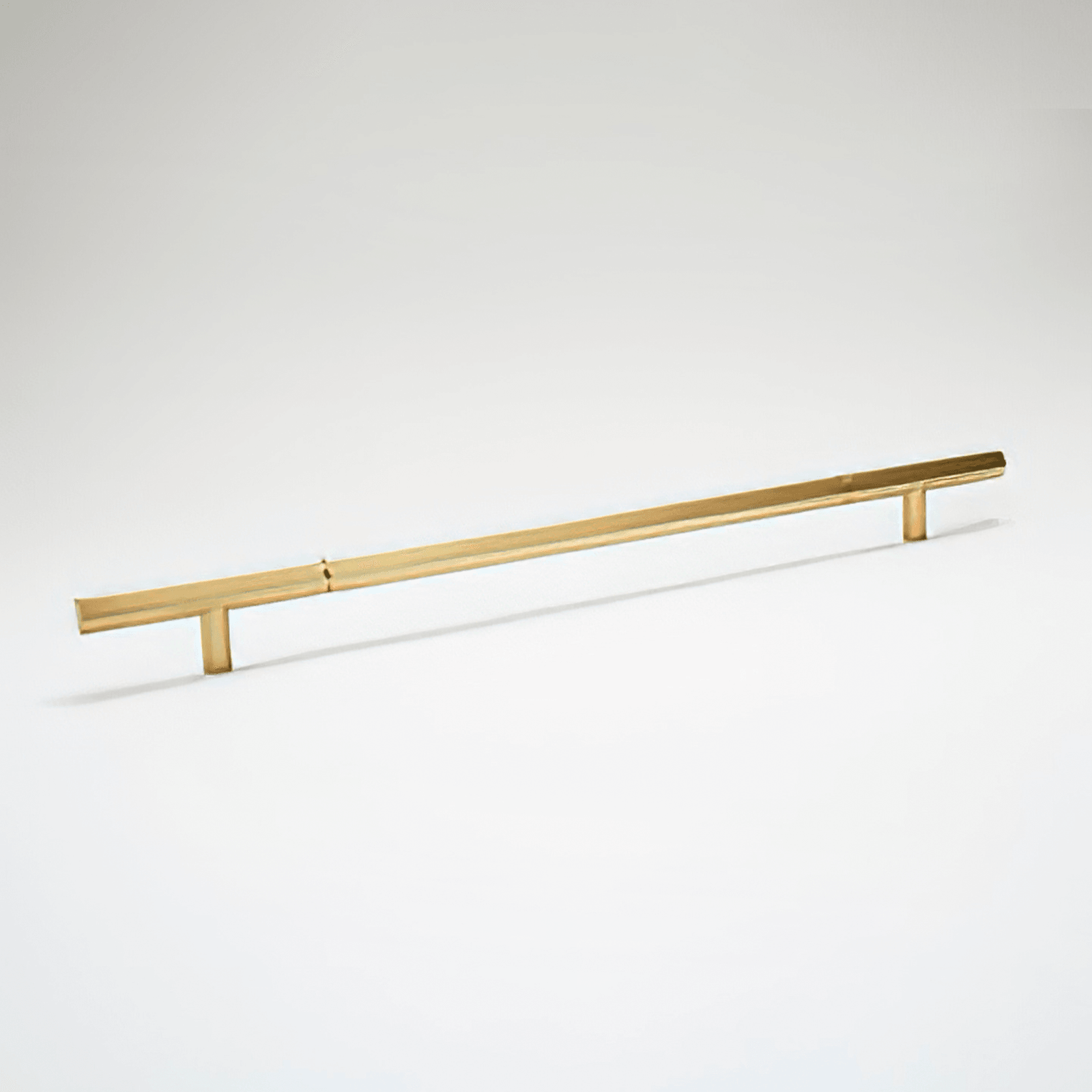 Facet 01L18 gallery detail image
