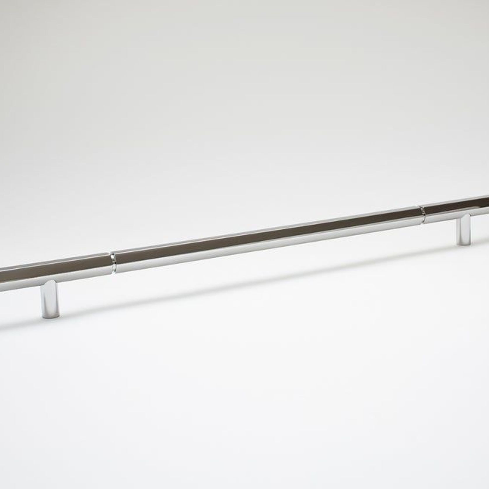 Facet 01L18 gallery detail image