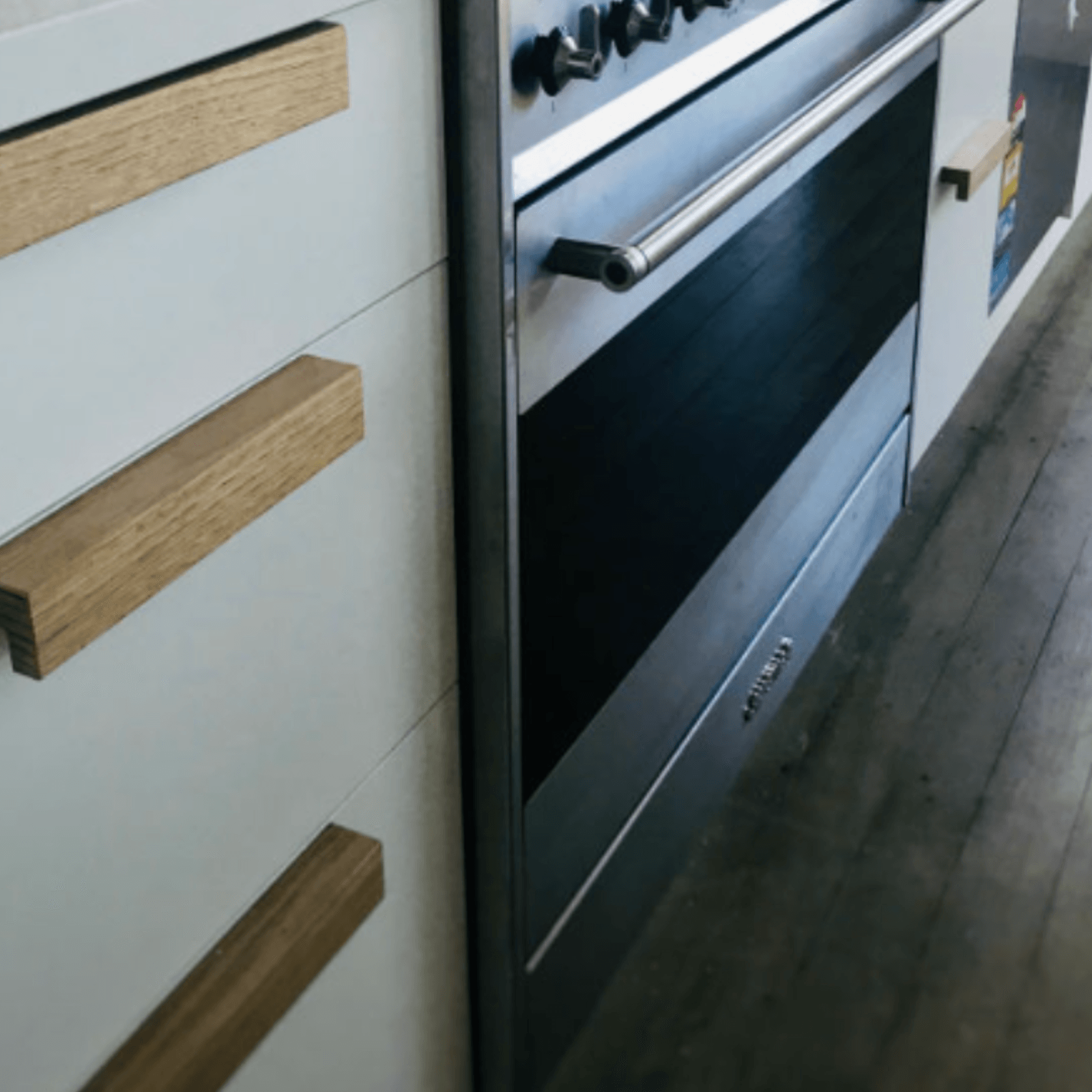 Hira - Timber Door Handle - SDH004 gallery detail image