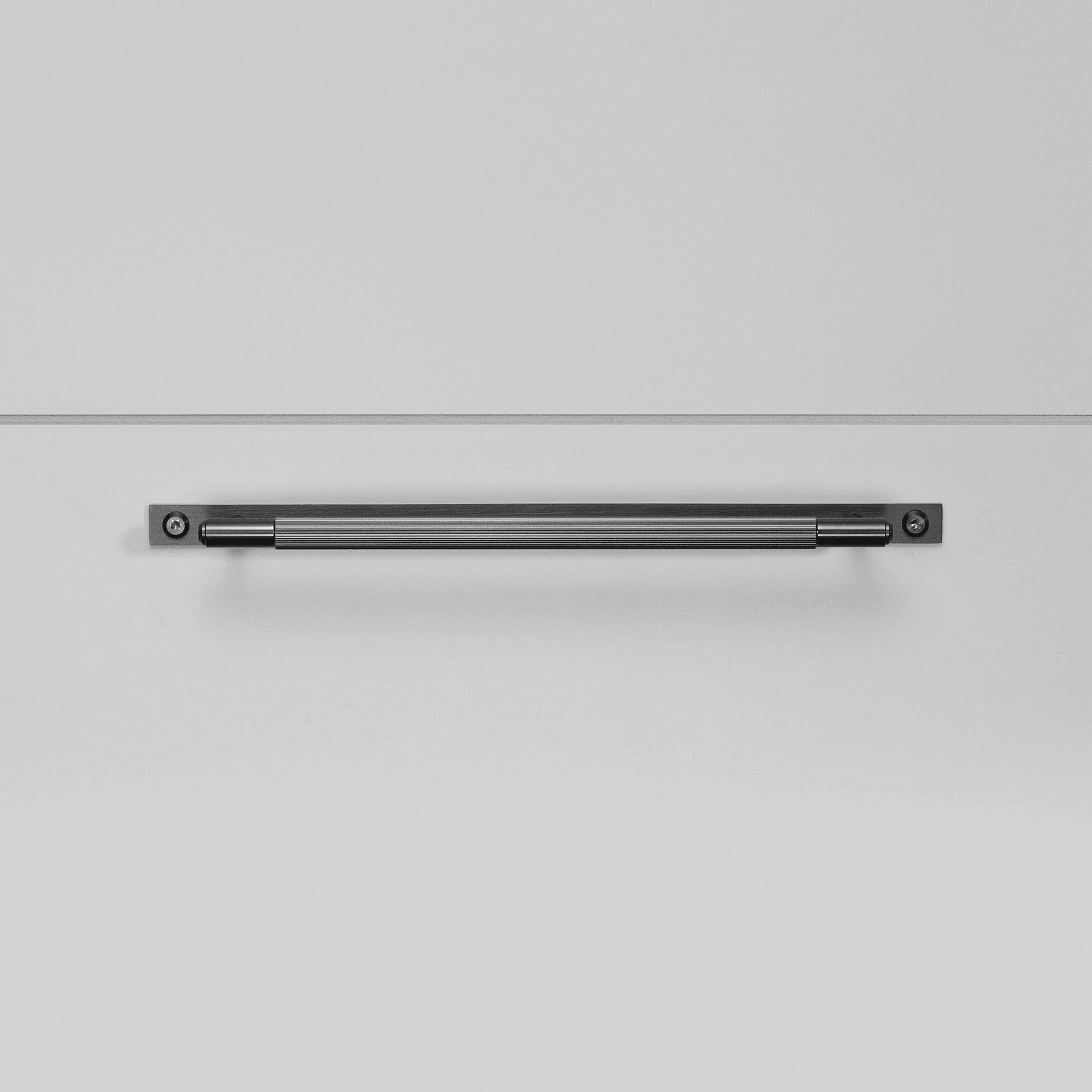 Buster & Punch / Linear / Pull Bar / Plate gallery detail image