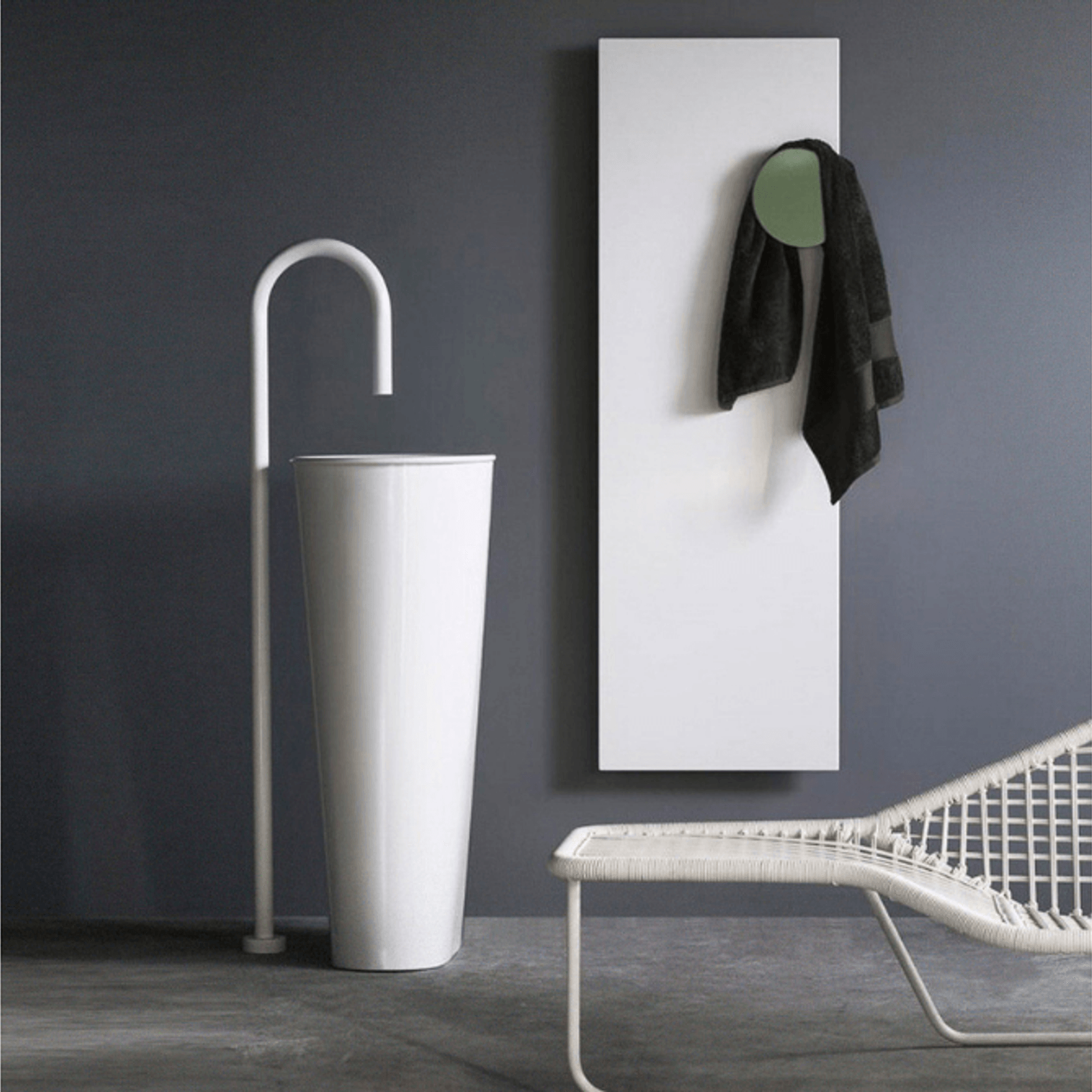 Tubes Square - Hydronic Radiator gallery detail image