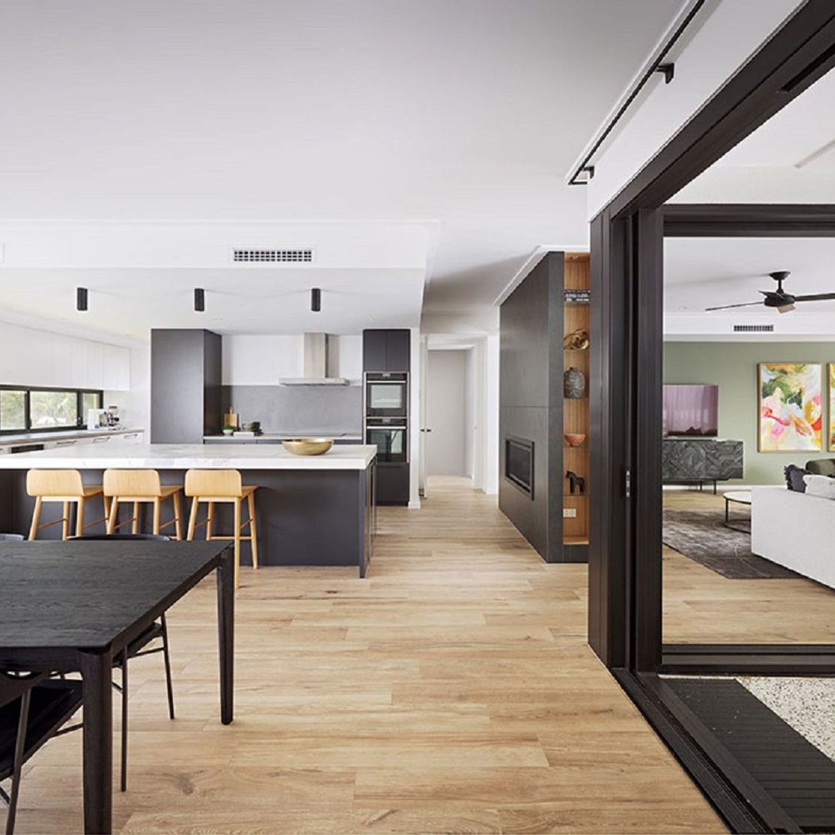 Silent Wallmount Rangehood 900mm - WM-EX90S gallery detail image