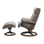 Stressless® Magic (M) Signature Recliner gallery detail image