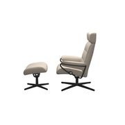 Stressless® London (M) Recliner w/ Adjustable Headrest gallery detail image