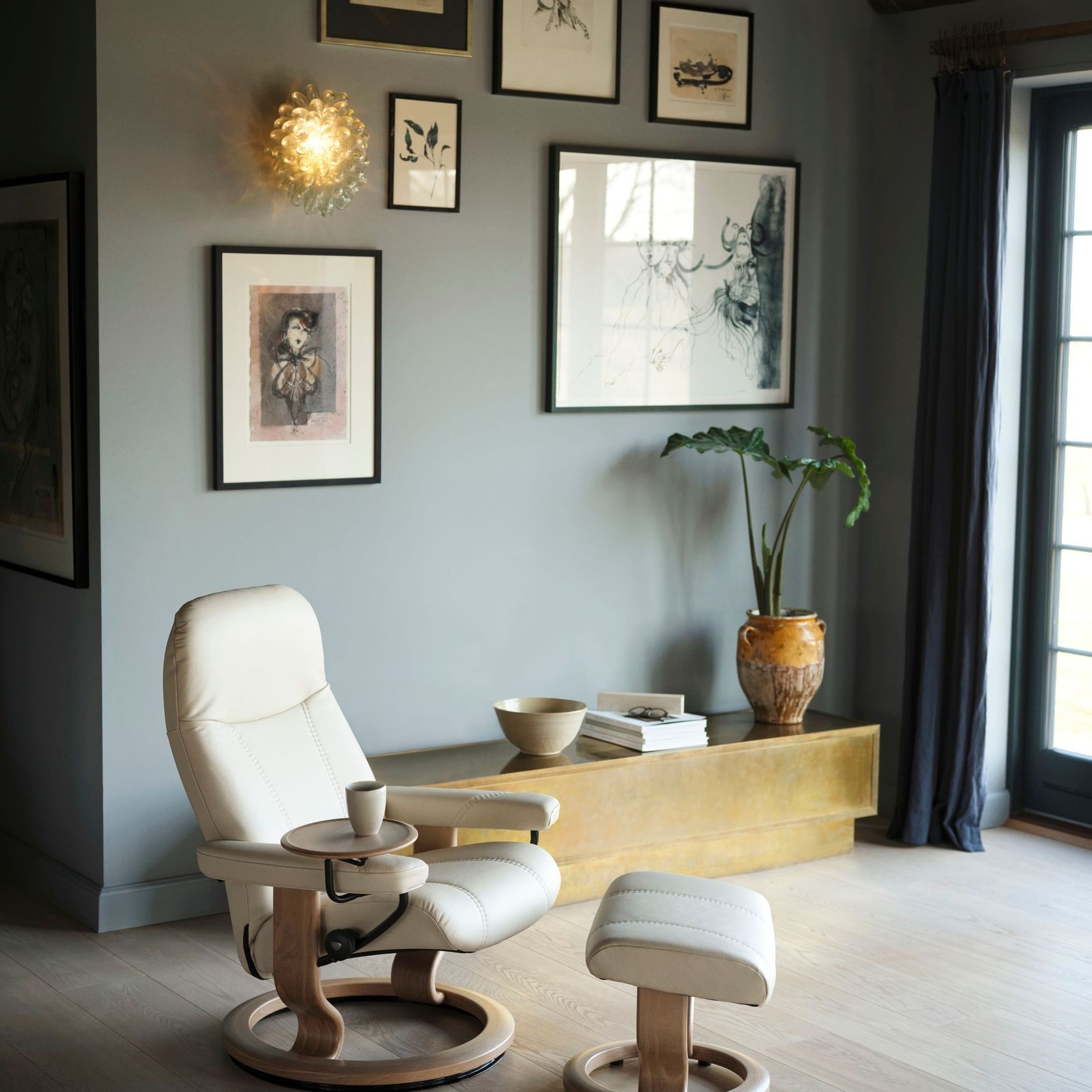 Stressless® Consul (M) Classic Recliner gallery detail image