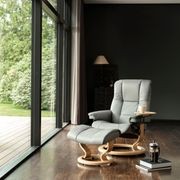 Stressless® Mayfair (M) Classic Recliner gallery detail image