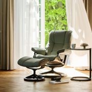 Stressless® Mayfair (M) Signature Recliner gallery detail image