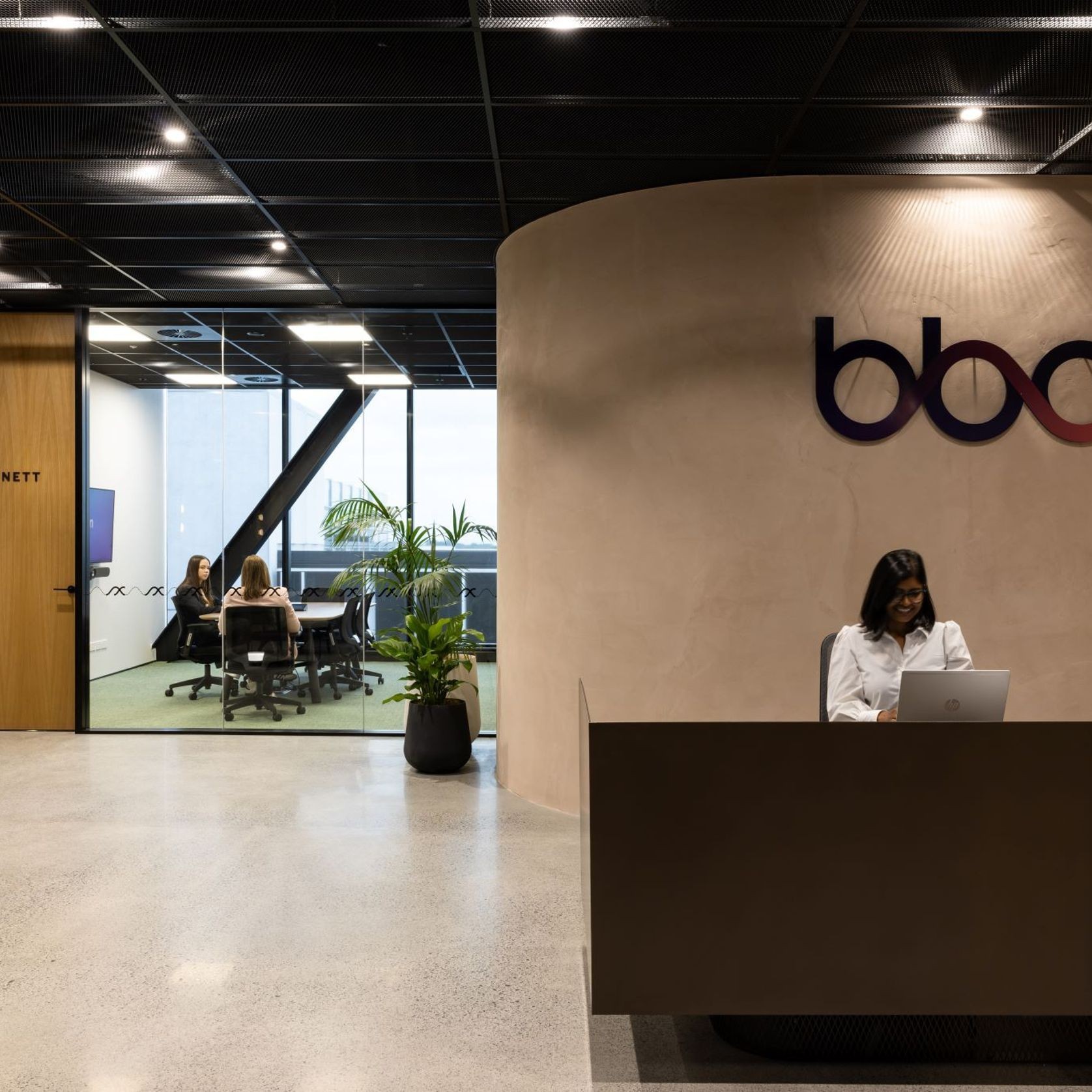 Rockcote Velvetina Lime Finish gallery detail image