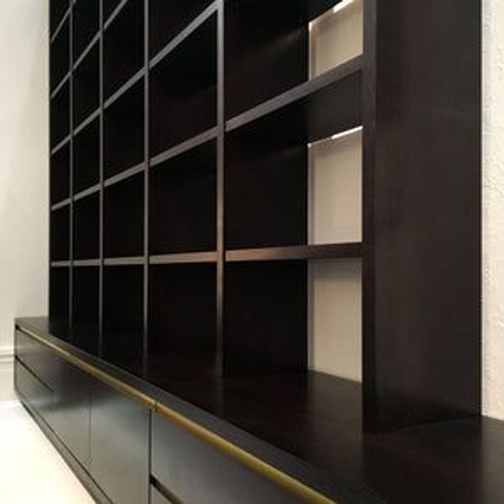 Quadra - Shelving by Apartmento gallery detail image