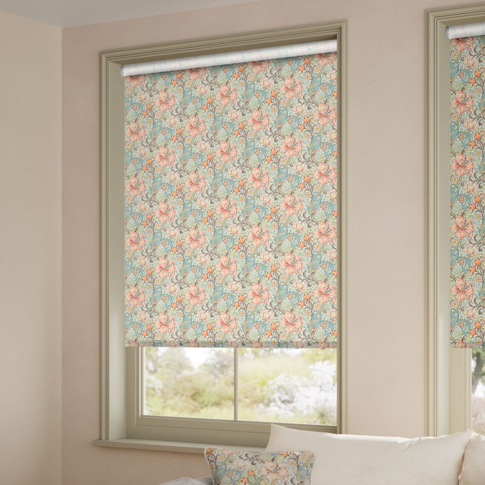 William Morris Golden Lily | Roller Blinds gallery detail image