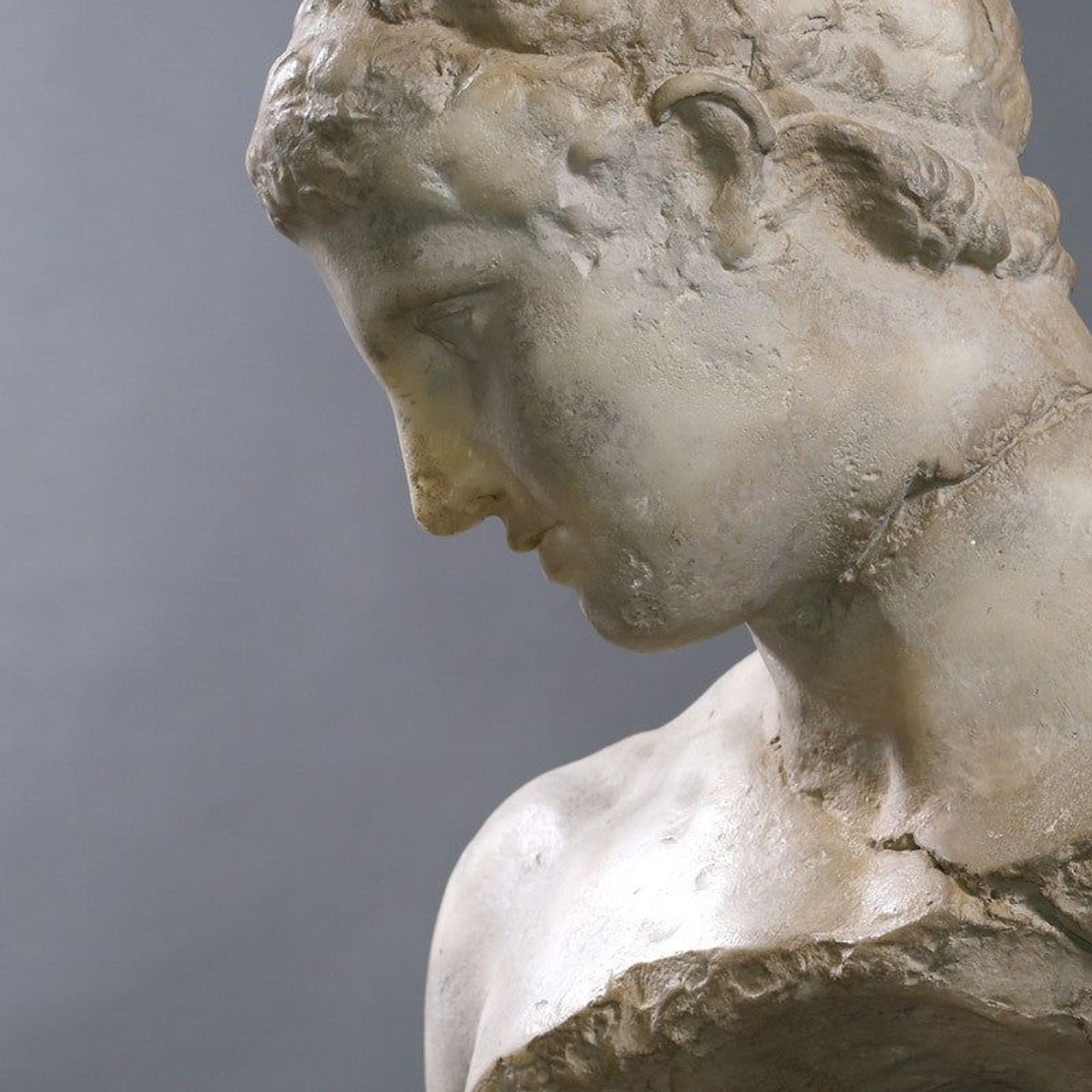 "Discophorus" Bust gallery detail image