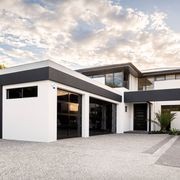 Panoramic Sectional Door gallery detail image