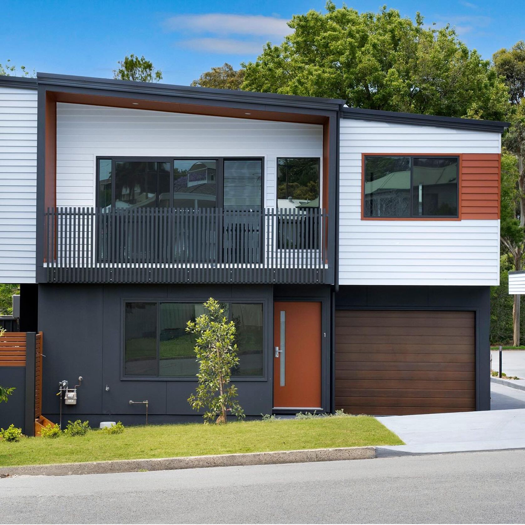 DecoWood® Garage Doors | Timber Look gallery detail image