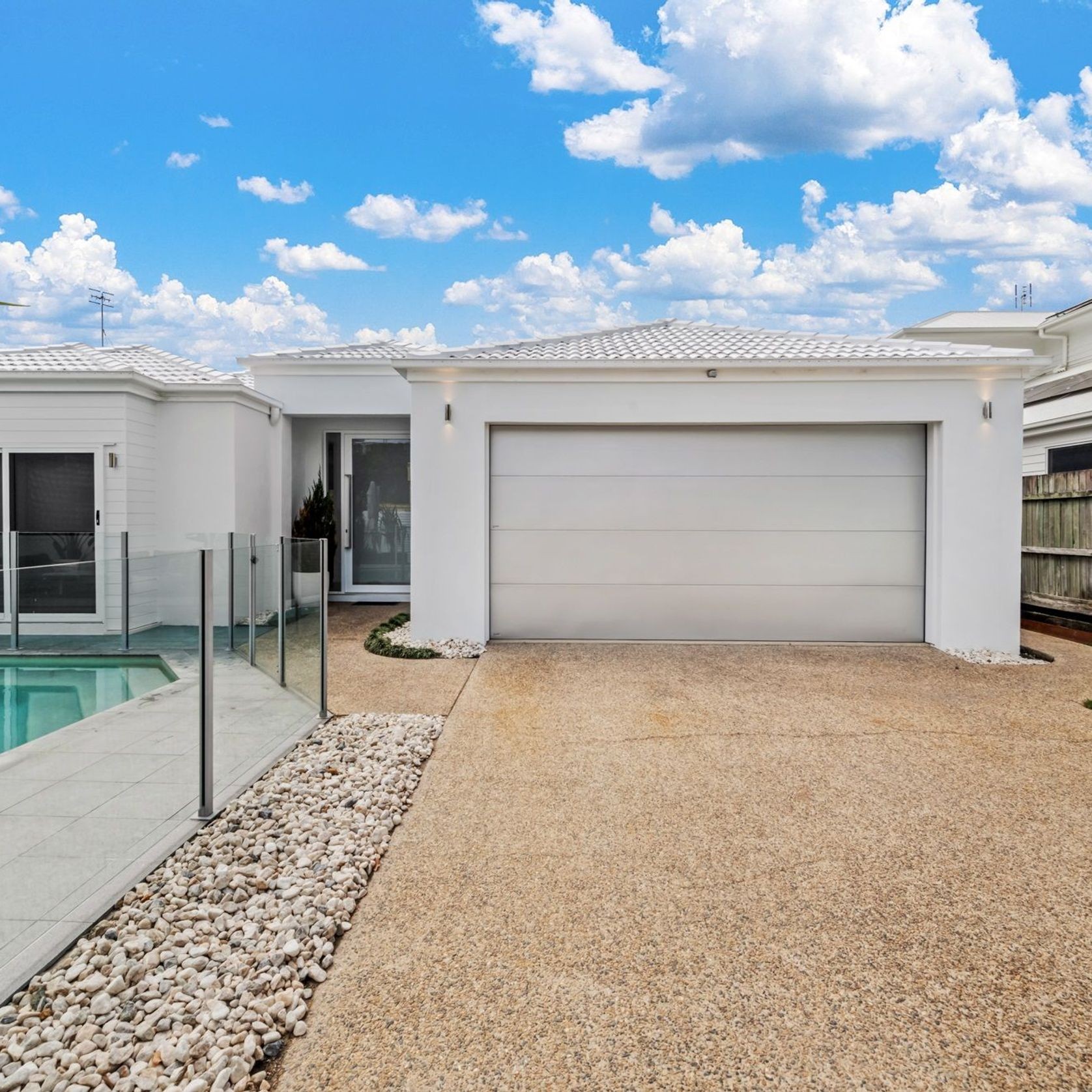 Platinum Series | Sectional Garage Doors gallery detail image