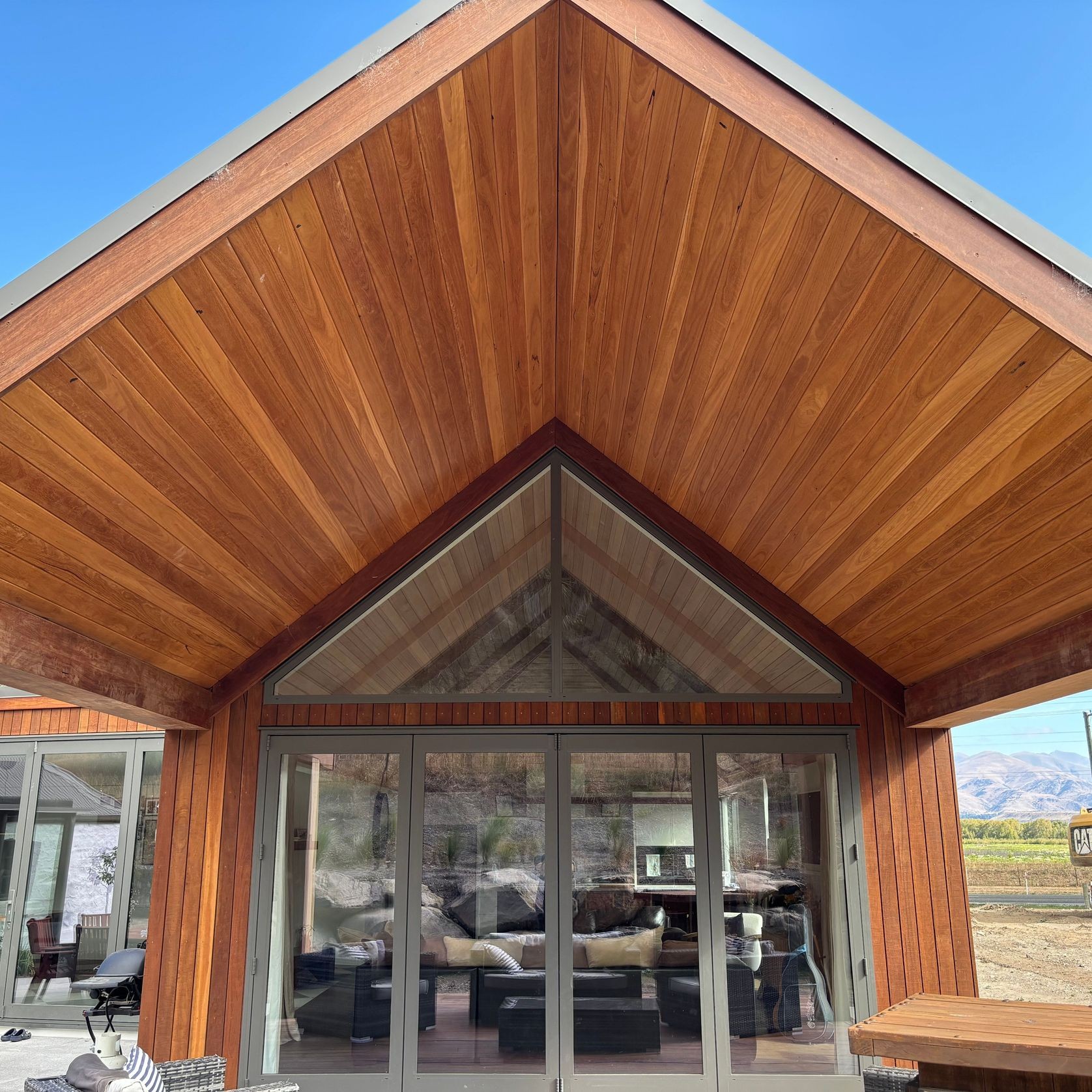 Spotted Gum Vertical Hardwood Cladding gallery detail image