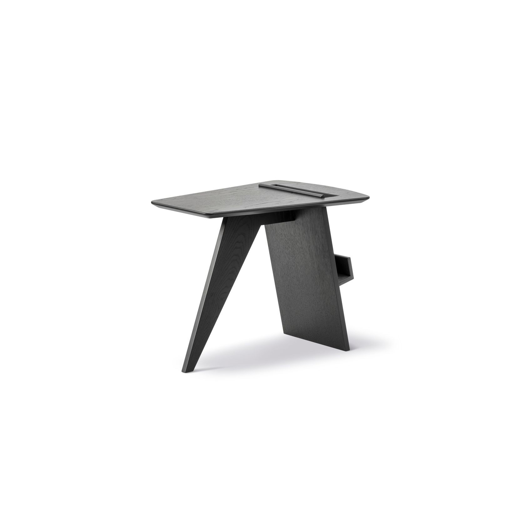 Risom Magazine Table by Fredericia gallery detail image