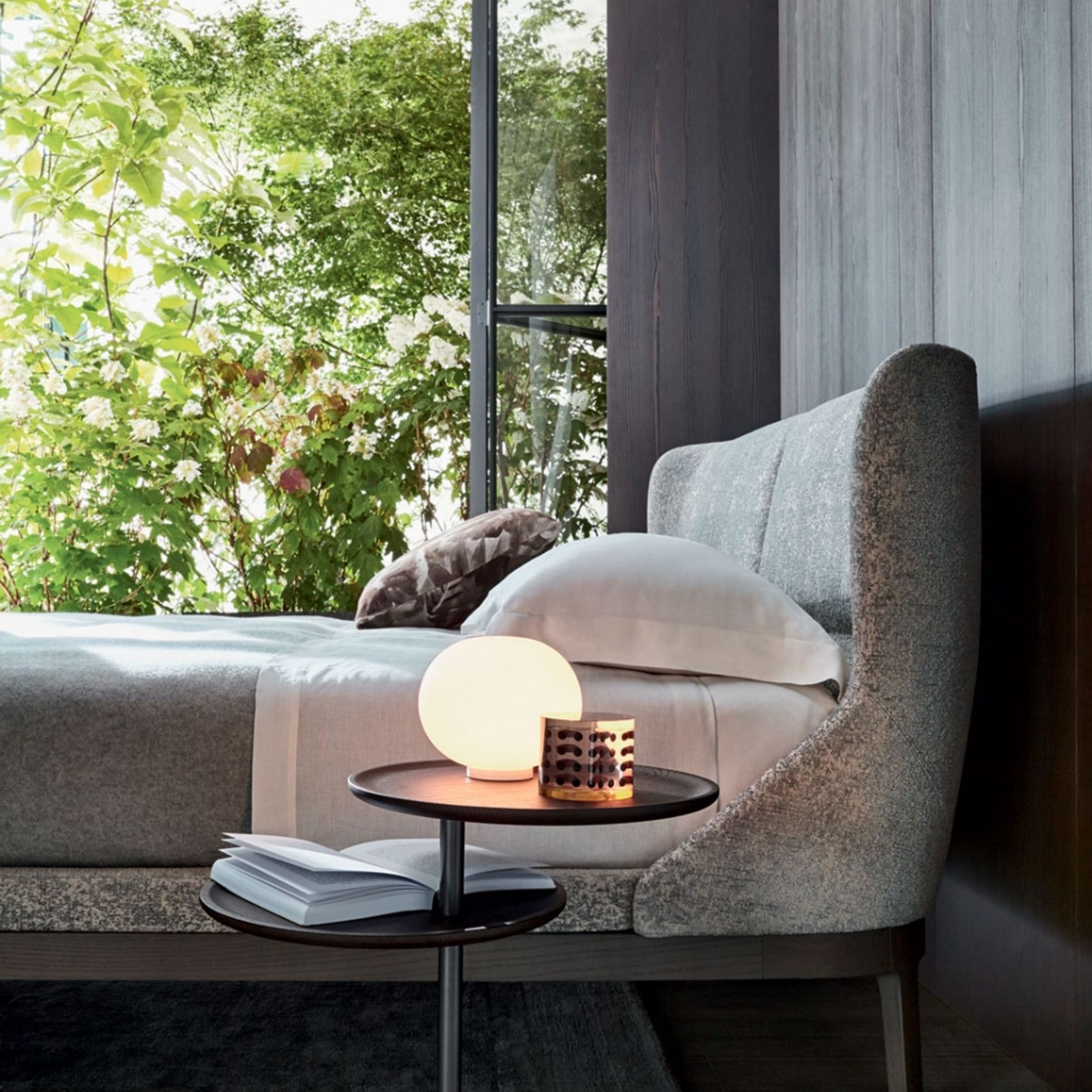 Vicino Side Table by Molteni&C gallery detail image