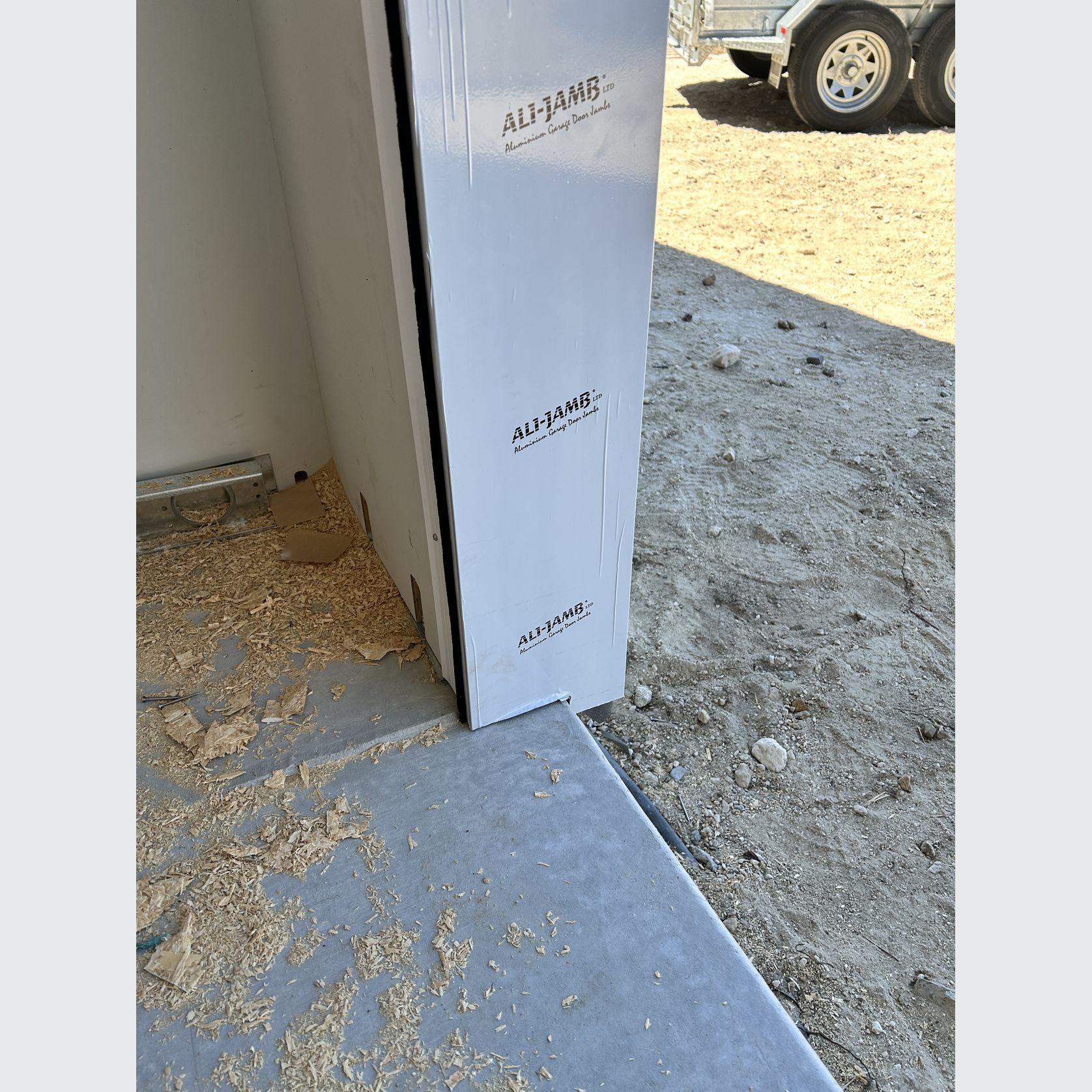 Ali Jamb Garage Door Surround for 140mm Framing gallery detail image