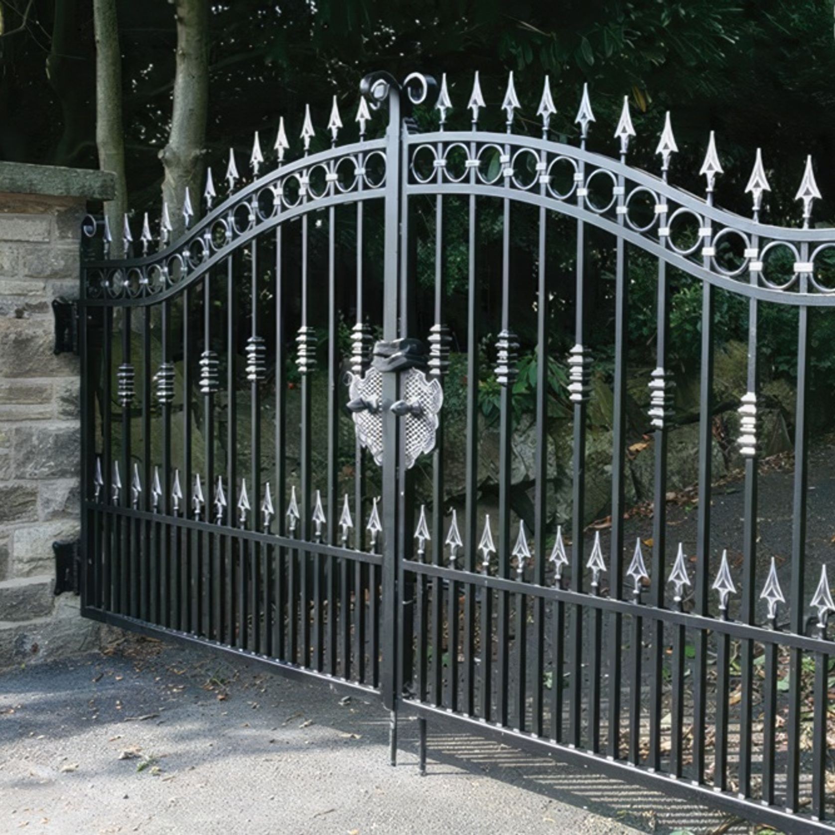 Iron Gates by Bespoke Sculpture gallery detail image