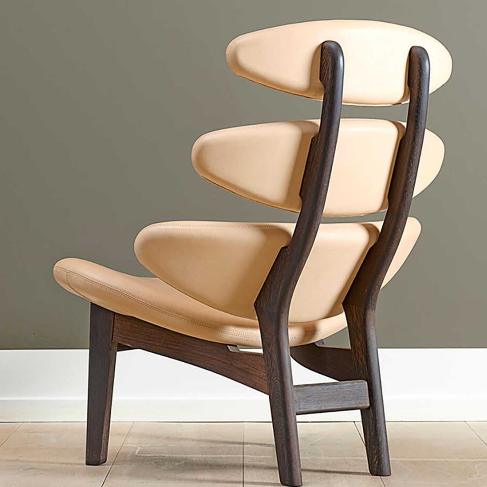 EJ5 Corona Classic by Erik Jørgensen gallery detail image