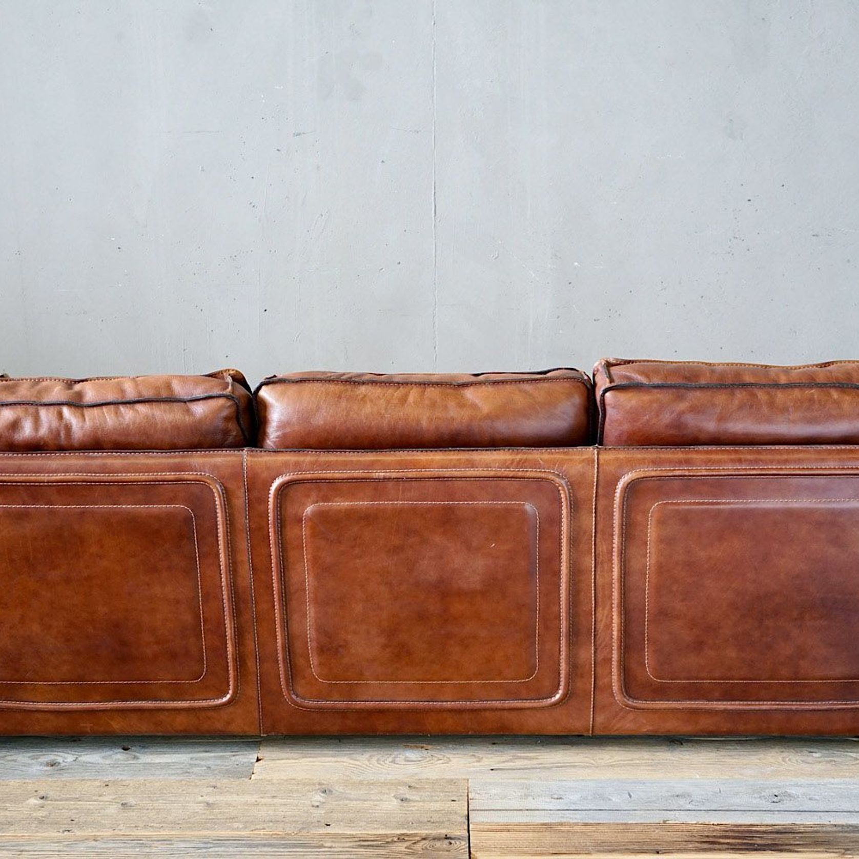 Vintage Leather Roche Bobois Sofa gallery detail image