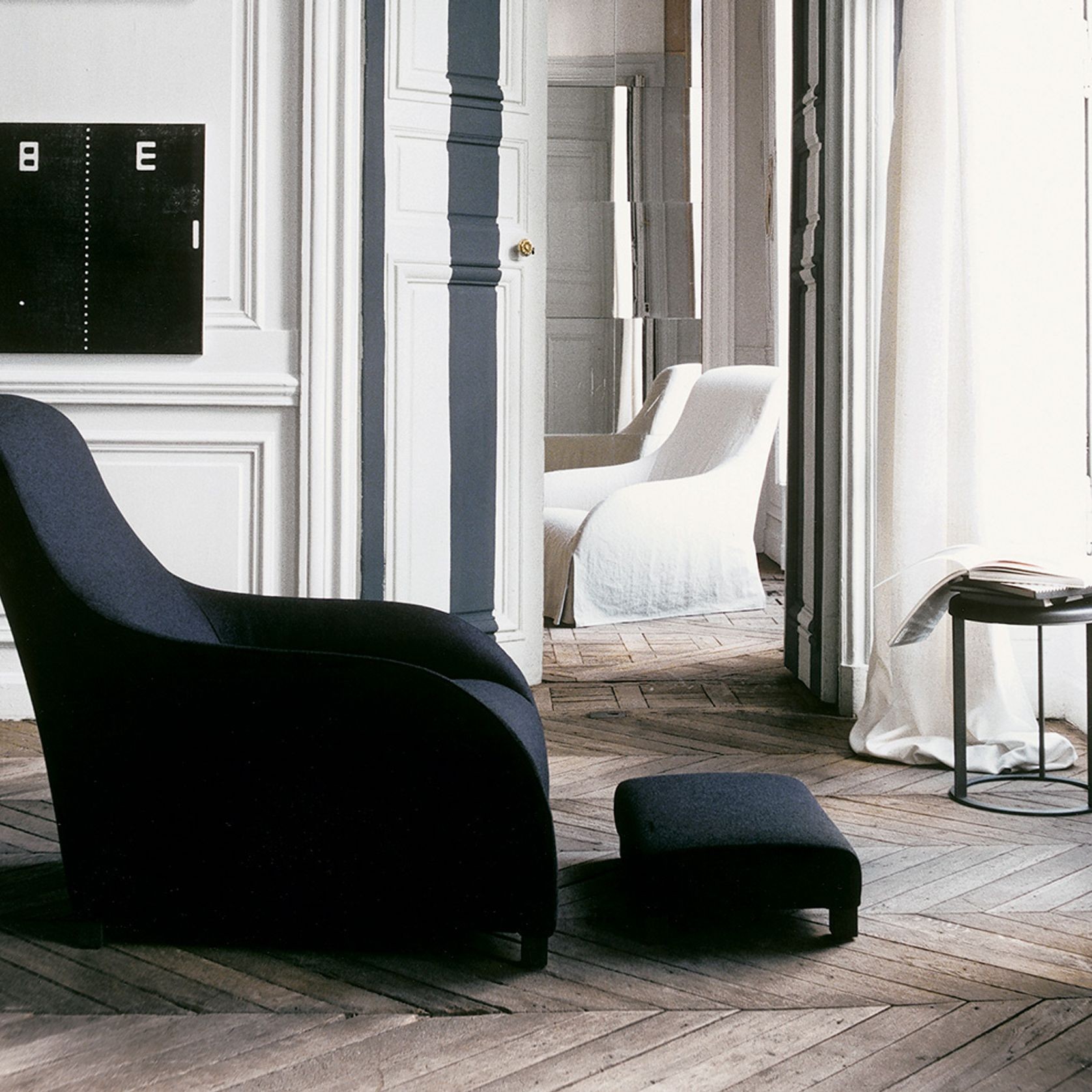 Kalos | Armchair gallery detail image